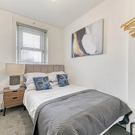 Fairhaven View By Guestz Apartment Lytham St Annes Exterior photo